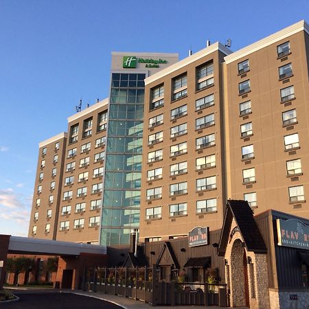 Holiday Inn Hotel & Suites London By Ihg Εξωτερικό φωτογραφία