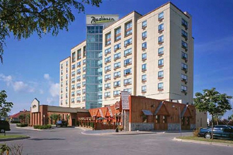 Holiday Inn Hotel & Suites London By Ihg Εξωτερικό φωτογραφία